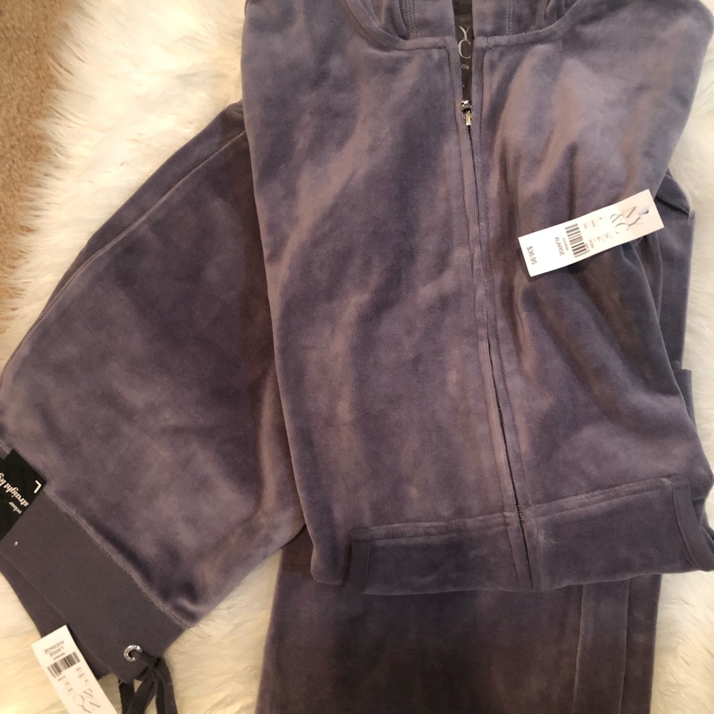 Valore sweatsuit